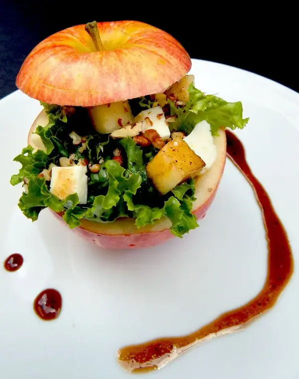 Salade de pommes au parmigiano